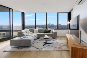 Lux Sky High Beachside Haven Apartments by Ready Set Host